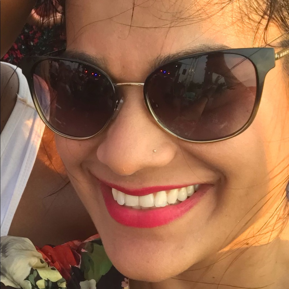 Meet your Posher, Bindi!